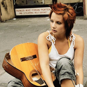 美女放尿着衣失禁
